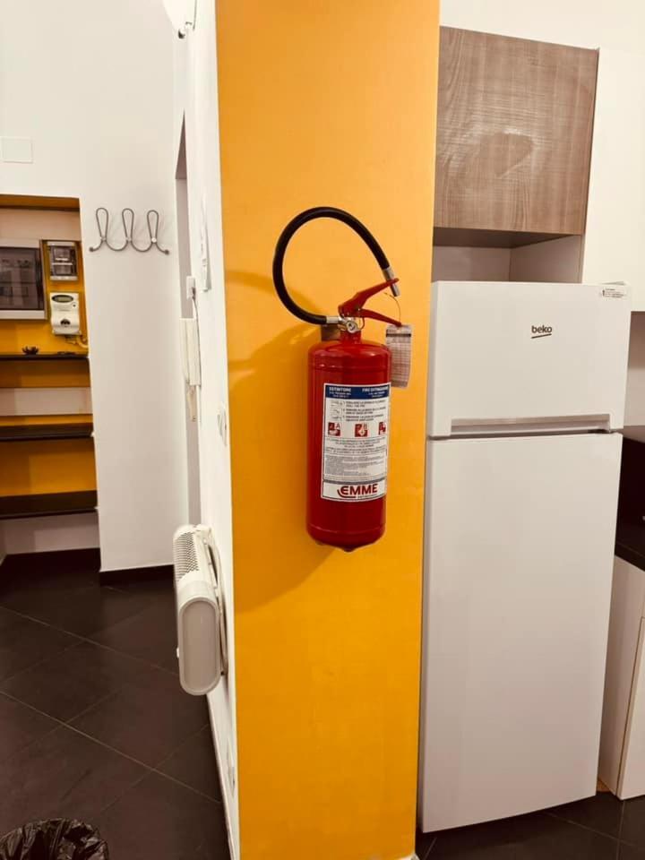 Home Sweet Appartamento Privato 010025-Lt-3625 جنوة المظهر الخارجي الصورة